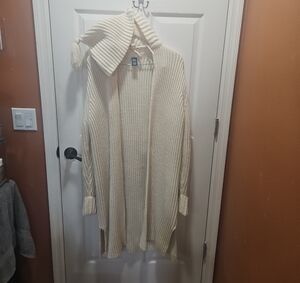 GAP Cream Cardigan Soft Knit Sweater